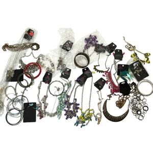 Paparazzi Jewelry 55 pc, 4 Pound Necklace Earring Bracelet Reseller Wearable New